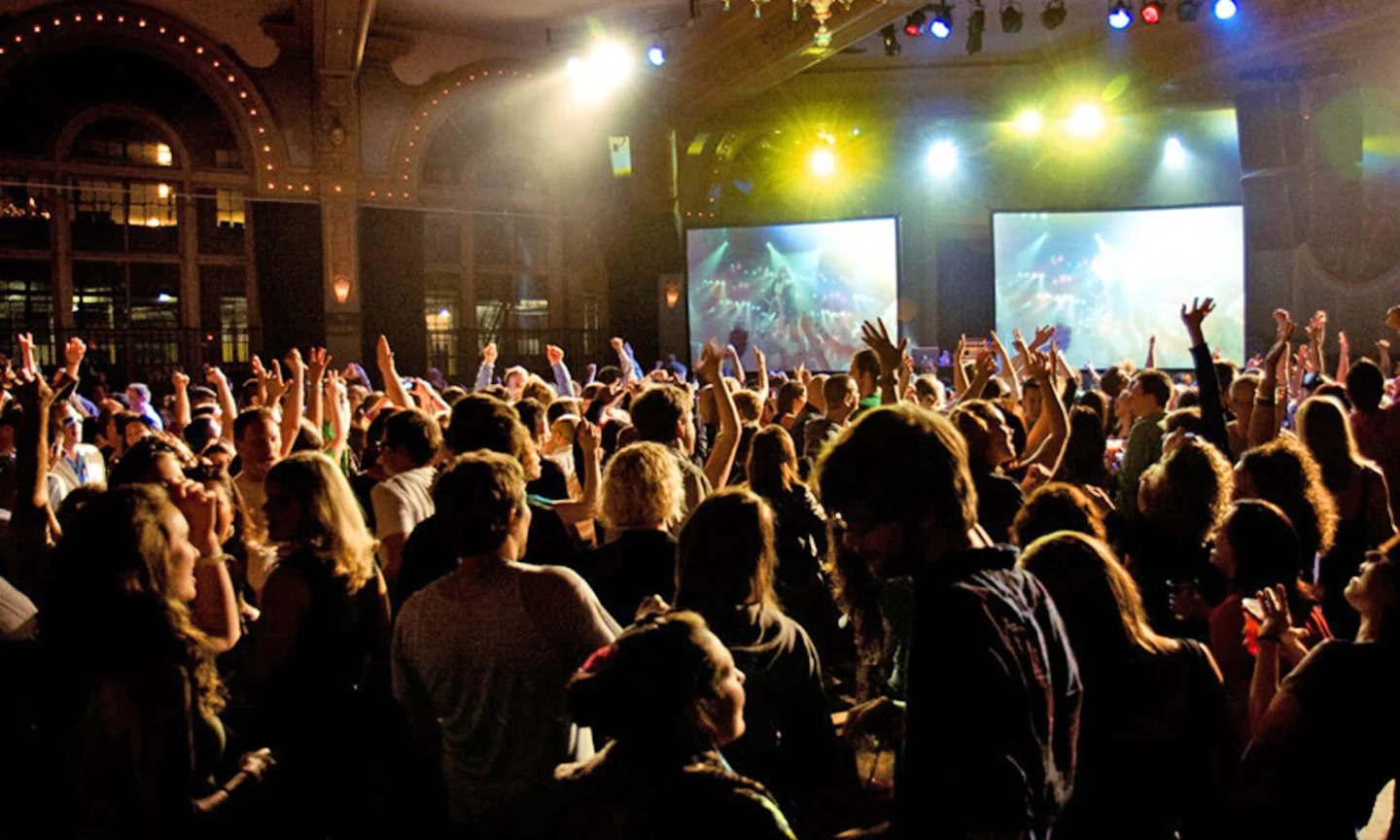 Pick up the Methodology for Booking Corporate Entertainment