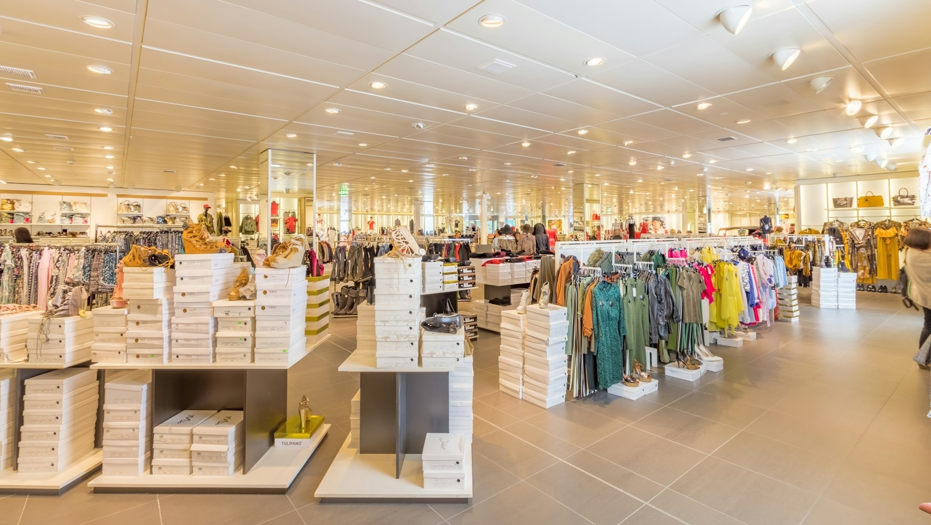 store fixtures los angeles